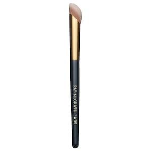 PAT McGRATH LABS Skin Fetish: кисть для консилера Sublime Perfection