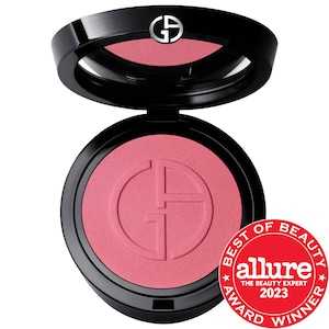 Armani Beauty рассыпчатая румяна Luminous Silk Blurring Natural Glow Powder Blush