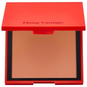 Матовый рассыпчатый бронзер Soft Focus Blurring Matte Powder