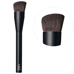 NARS кисть для кремовых румян #17