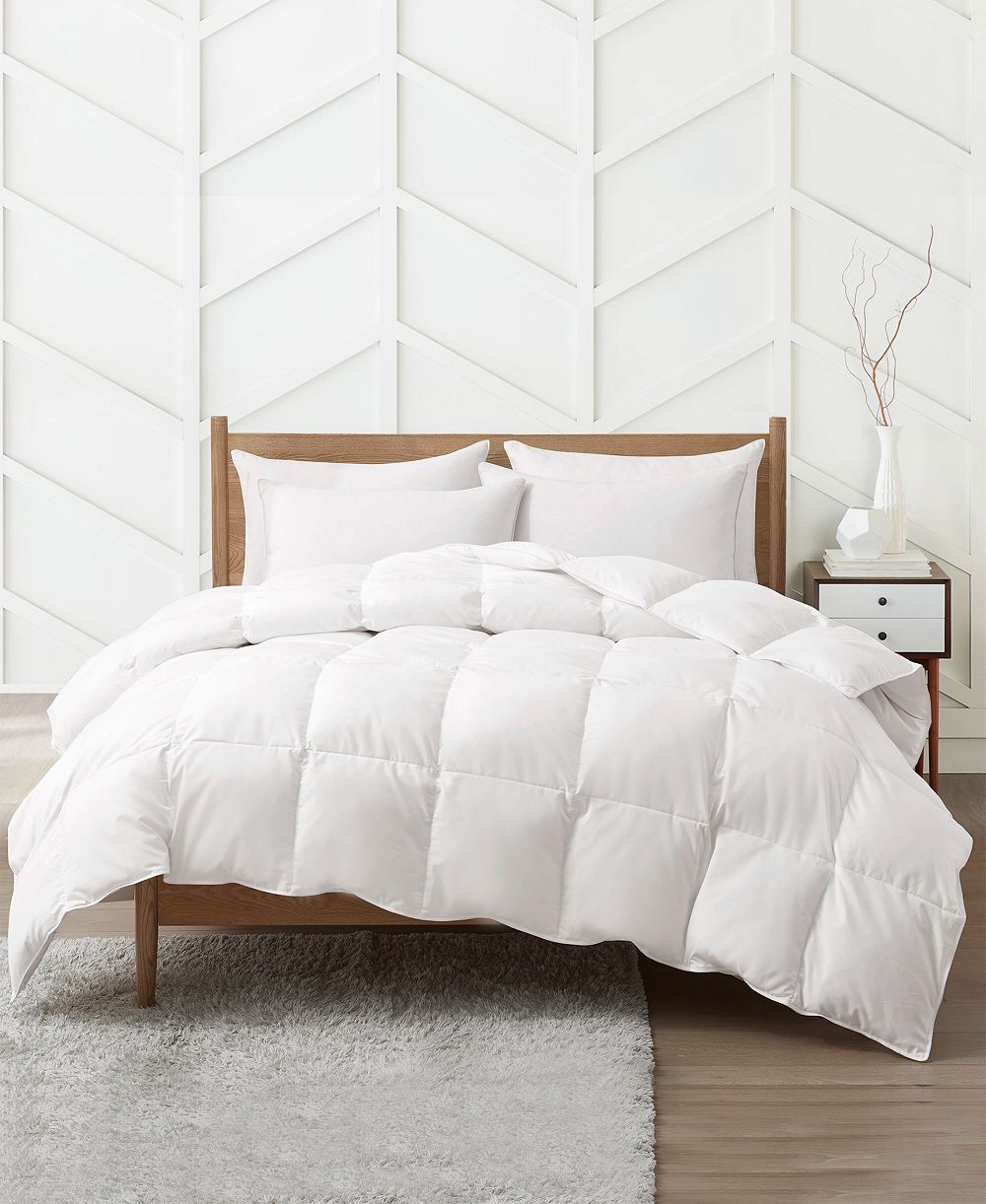 Unikome Medium Weight Goose Down Feather Fiber Comforter, Full/Queen