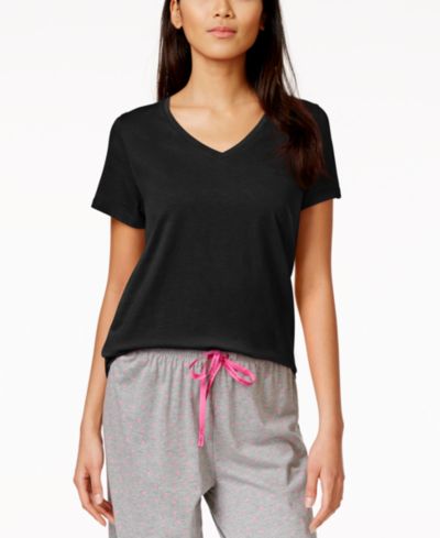 HUE® Women's Sleepwell Solid S/S V-Neck T-Shirt with Temperature Regulating Technology