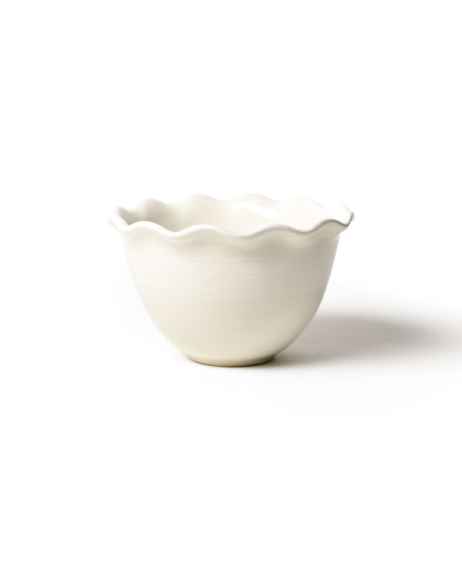 Coton Colors by Laura Johnson декоративная чаша Signature White с рюшами, 9"