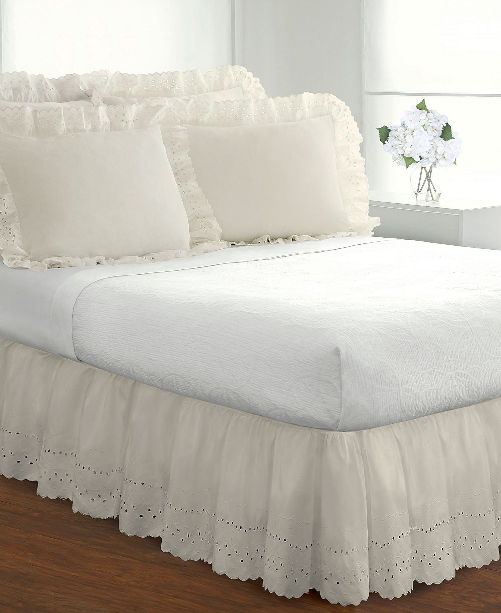Отбойник кровати Fresh Ideas Ruffled Eyelet, Queen
