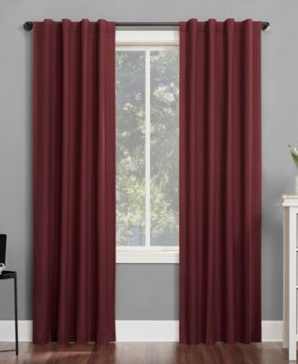 Wine red