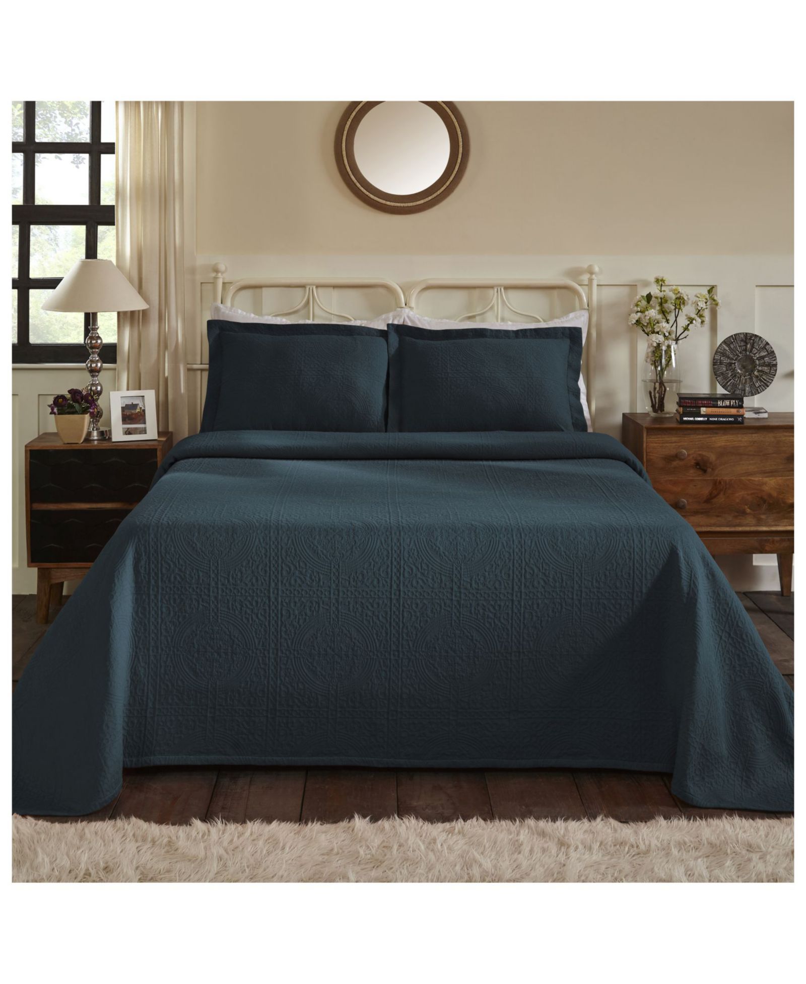 Superior 100% Cotton Fleur De Lis Medallion All-Season 3-Piece Coverlet Set, Full