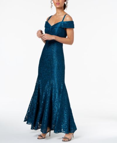 Вечернее платье R & M Richards Off-The-Shoulder Lace Gown