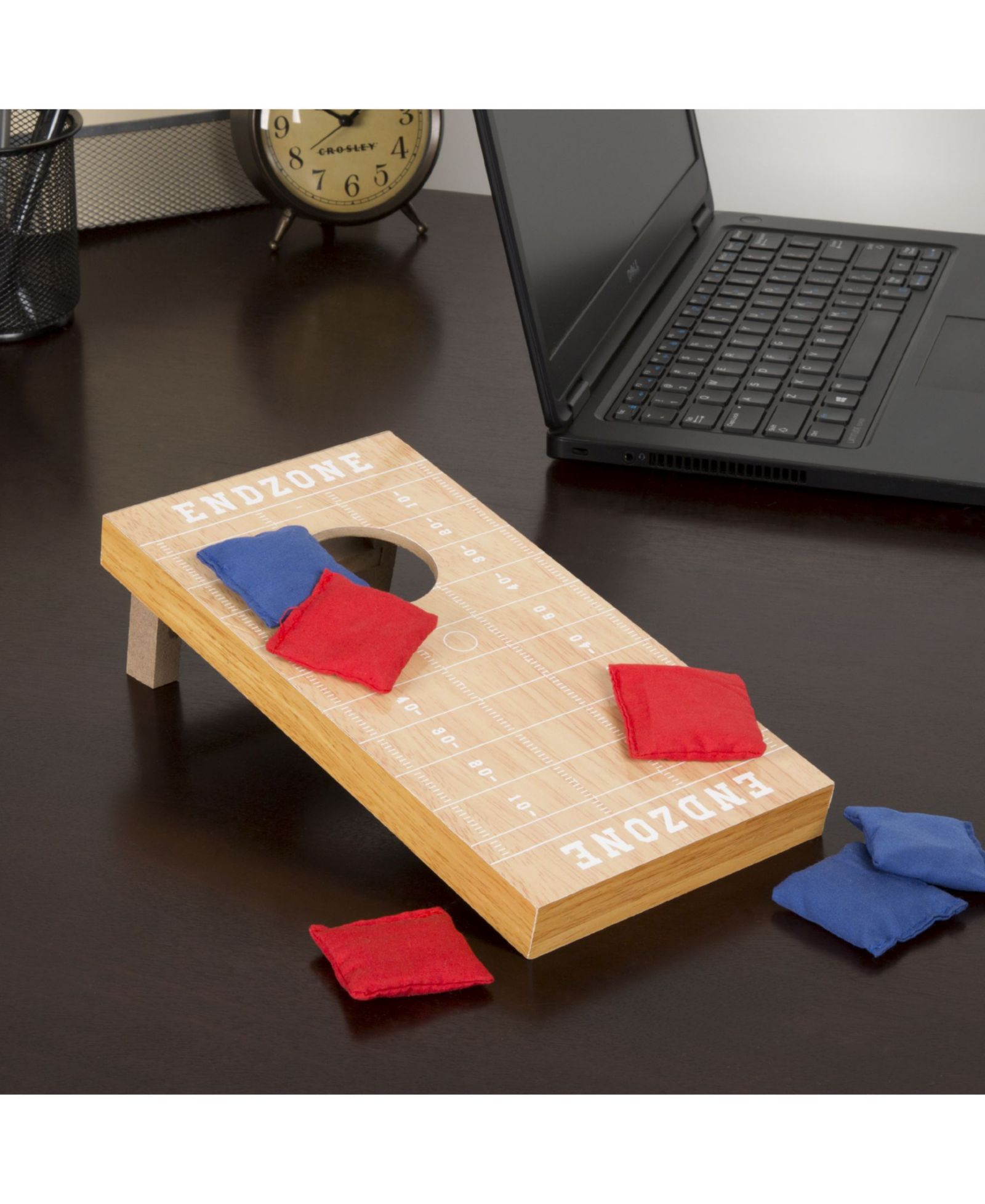 Настольная игра Hey Play Cornhole, тема Football Field