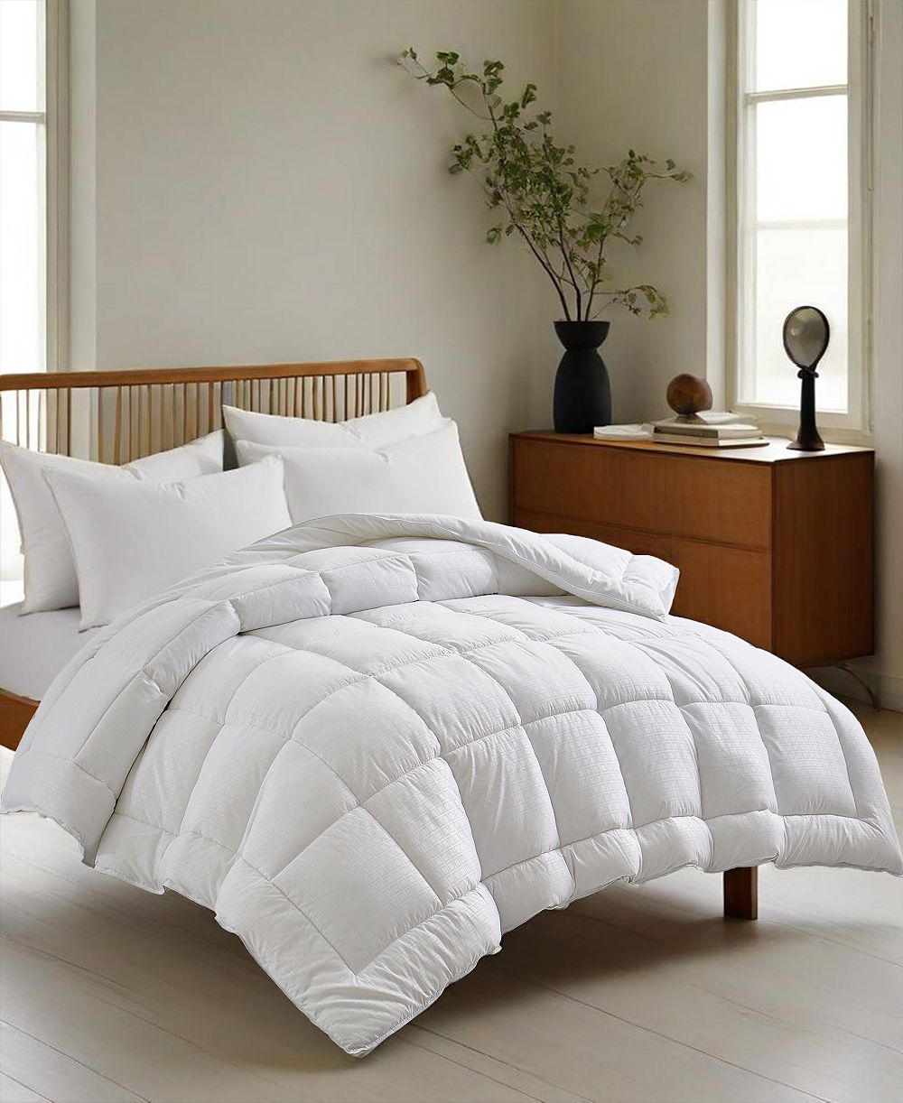 UNIKOME Lightweight Down Alternative Comforter, Full/Queen