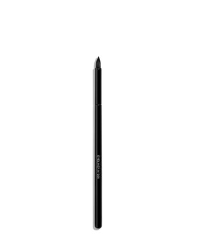 Кисть для подводки глаз LES PINCEAUX DE CHANEL N°205