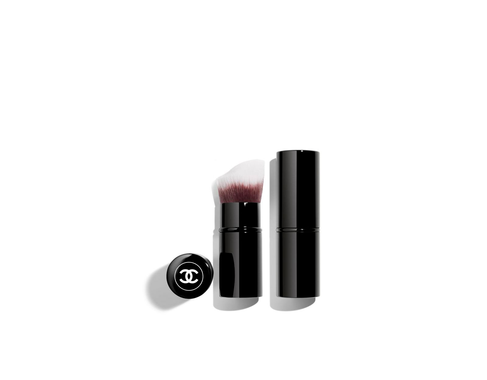 LES PINCEAUX DE CHANEL Retractable Foundation Brush N°103