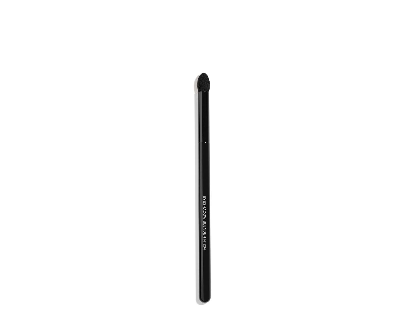 LES PINCEAUX DE CHANEL Rounded Eyeshadow Blender Brush N°204