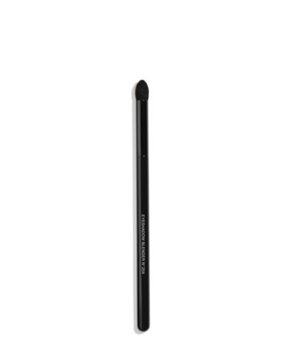 LES PINCEAUX DE CHANEL Rounded Eyeshadow Blender Brush N°204
