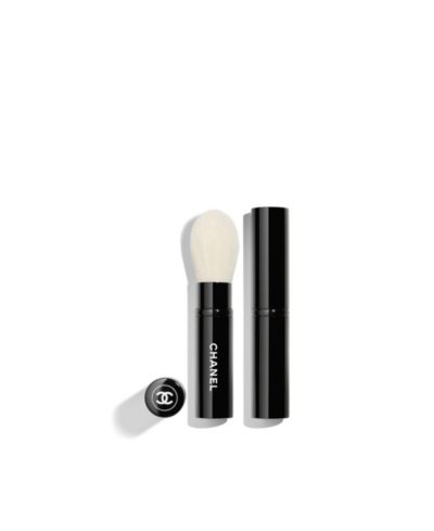 Кисть-хайлайтер LES PINCEAUX DE CHANEL Retractable N°111