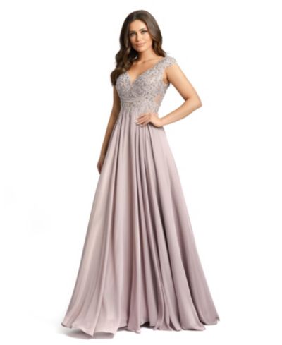 Mac Duggal Women's Appliqued Cap Sleeve Bodice Flowy Gown