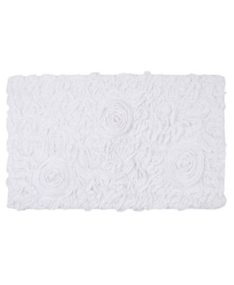 Home Weavers Bell Flower Bath Rug, 21" x 34"