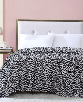 Betsey Johnson Betsey's Leopard Ultra Soft Plush Blanket, Full/Queen