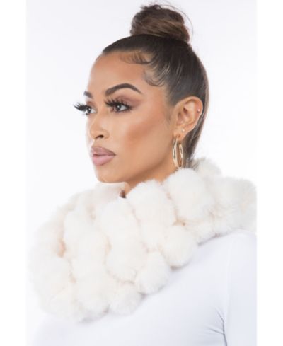 Marcus Adler Женский Cozy Luxe Faux Fur Pom Loop Scarf