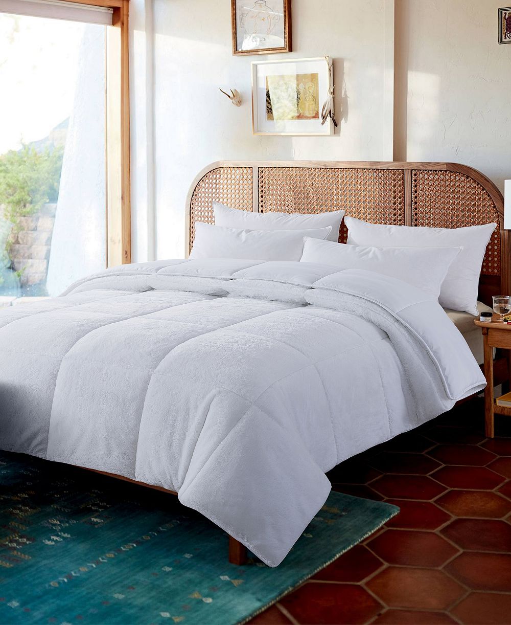 Двустороннее одеяло St. James Home Cozy Down, King