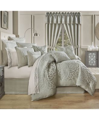 Комплект покрывал Five Queens Court Nouveau 4-Pc., California King