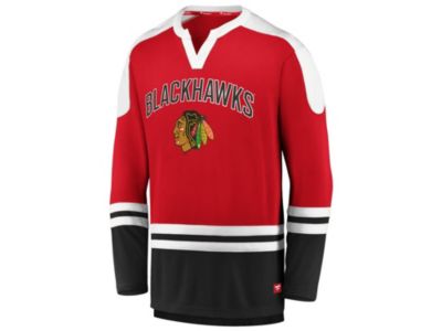 Majestic Men's Chicago Blackhawks Slapshot Crew Shirt