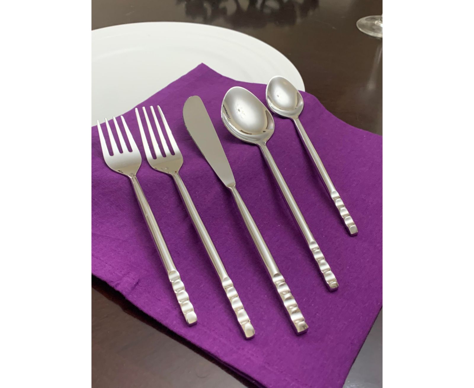 Vibhsa Flatware 5 Piece Place Setting