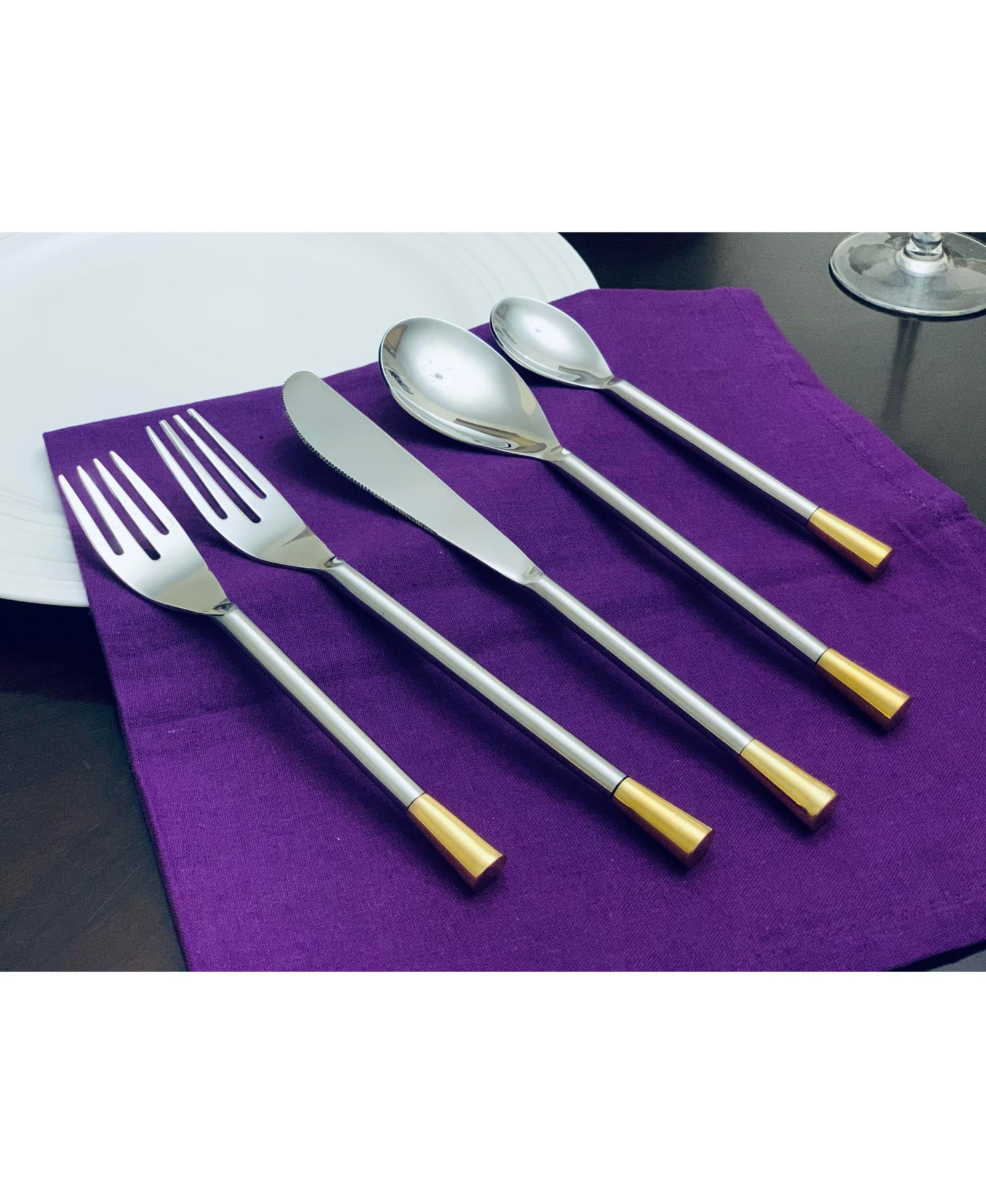 Набор столовых приборов Vibhsa 20 Piece Service for 4