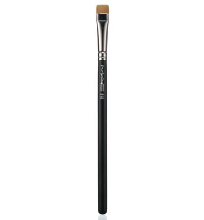 MAC Кисть для четкого прорисовывания 212 Flat Definer Brush
