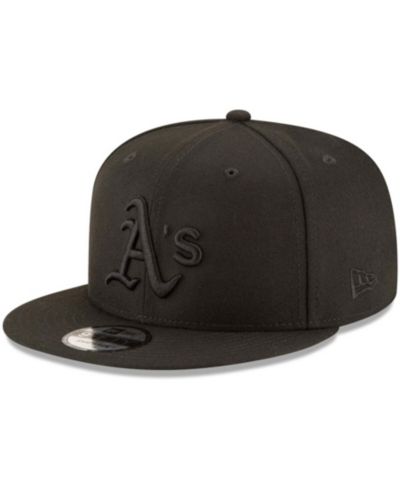 New Era Oakland Athletics Black on Black 9FIFTY Team Snapback Adjustable Cap
