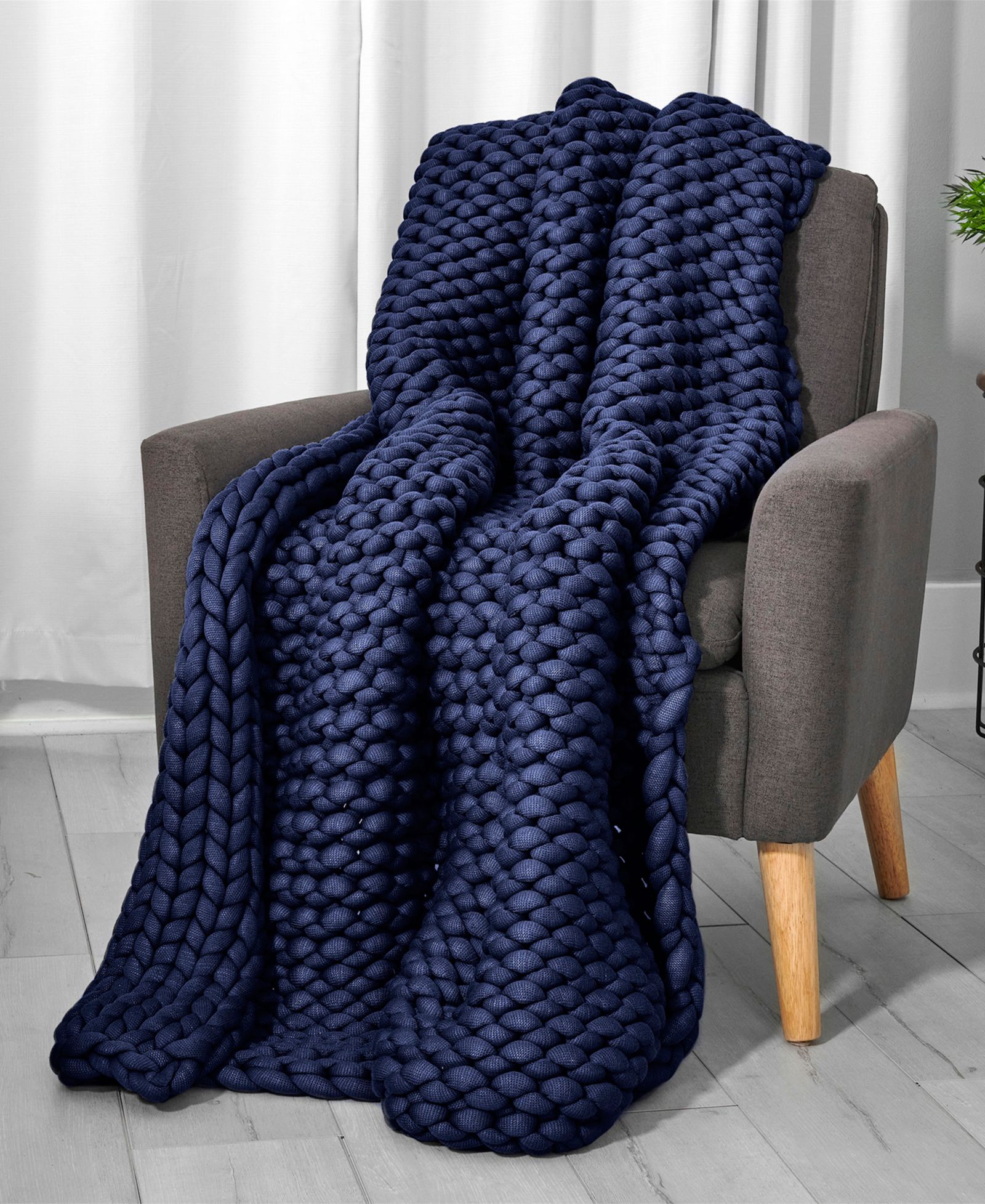 Tranquility Antimicrobial Chunky Knit 11.9 lbs Weighted Blanket, 48" x 72"