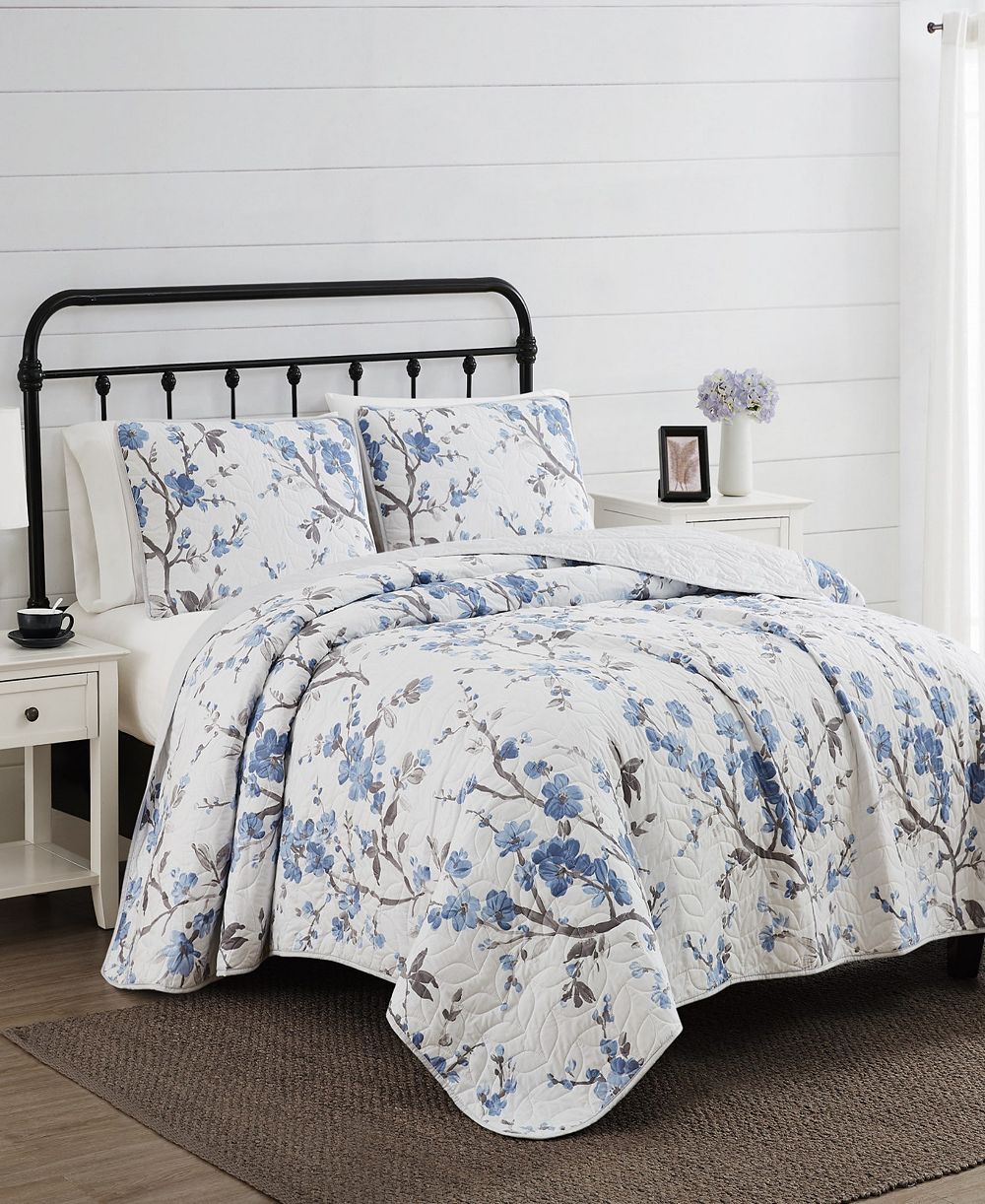 Cannon Kasumi Floral 3 Piece Quilt Set, Full/Queen