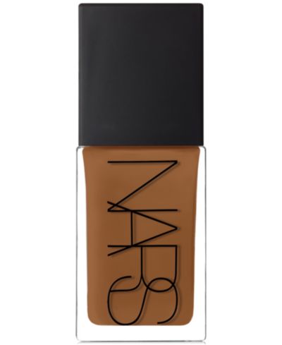 Iguacu (D3 - Deep with neutral undertones, and an olive tone)