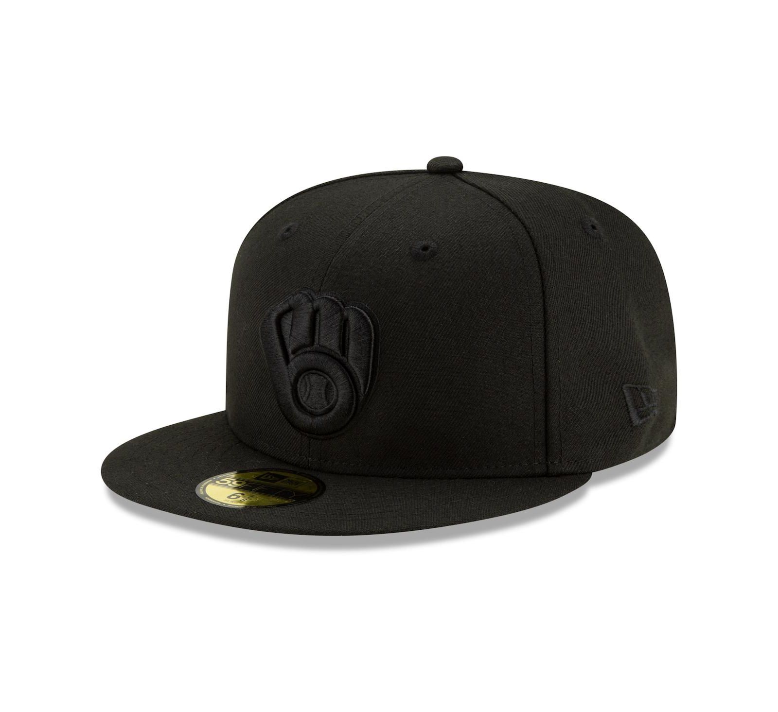 Men's Black Milwaukee Brewers Black on Black 59FIFTY Fitted Hat