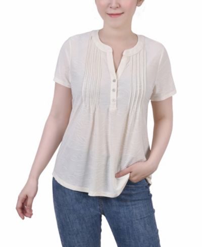 NY Collection Женский трикотажный топ Jacquard Y Neck Short Sleeve Petite
