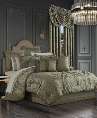 J Queen New York Santino 4-Pc. Comforter Set, King