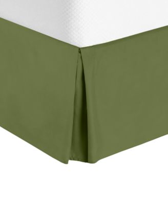 Calla Green