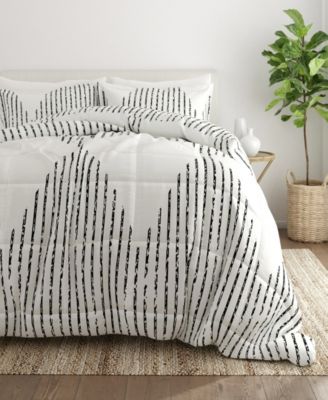 ienjoy Home Ultra Soft Diamond Stripe 3-Pc. Comforter Set, King