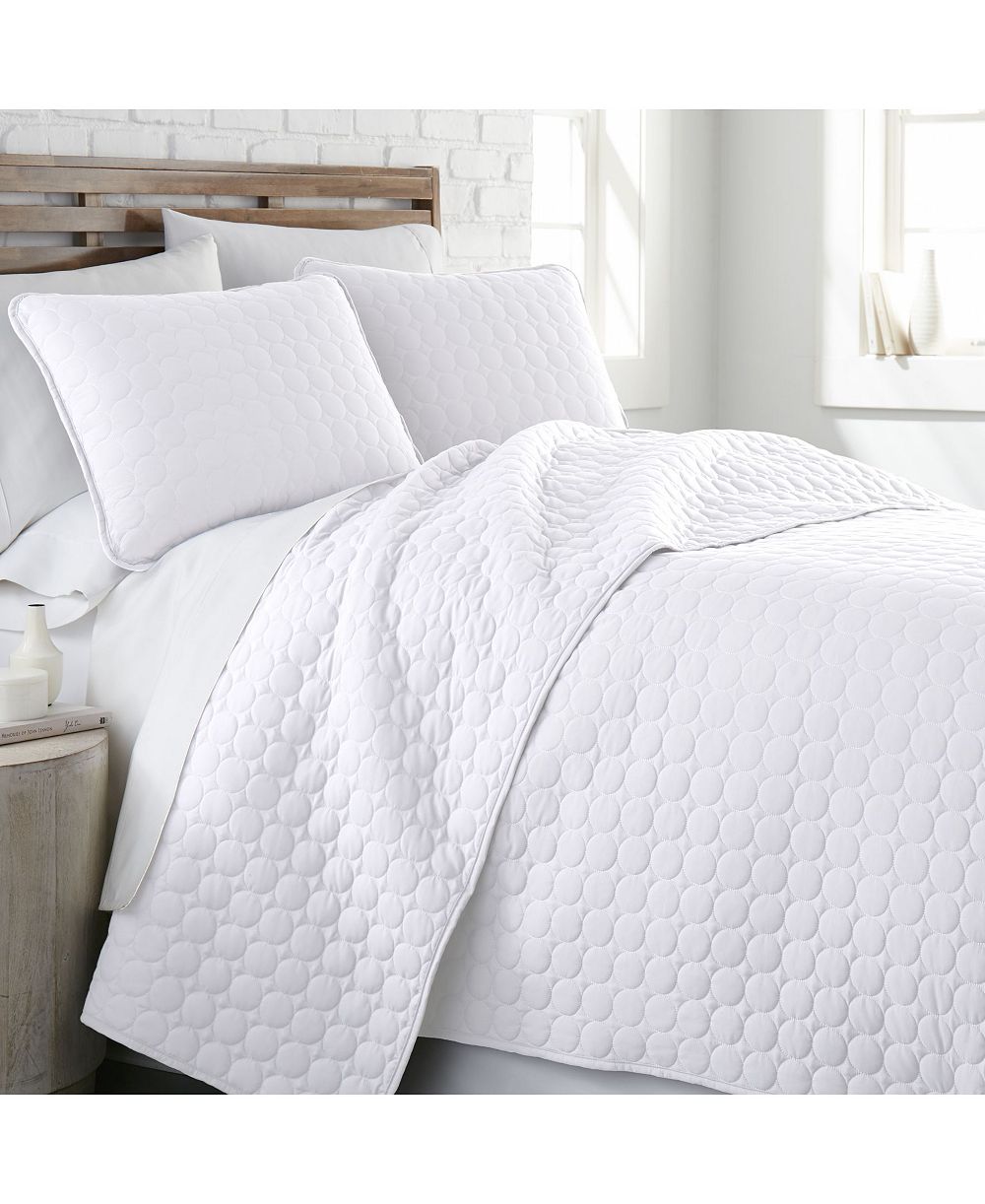 Southshore Fine Linens Ultra-Soft Lightweight Embroidered 3-Pc. Quilt Set, Full/Queen