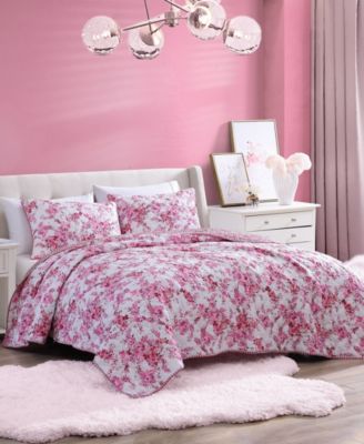 Betsey Johnson 3 Piece Floral Vineyard Quilt Set, Full/Queen