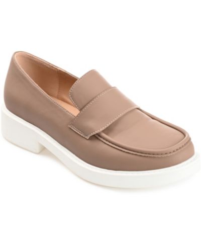 Женские лоферы Journee Collection Saydee Block Heel