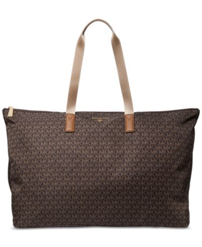 Brown/acorn