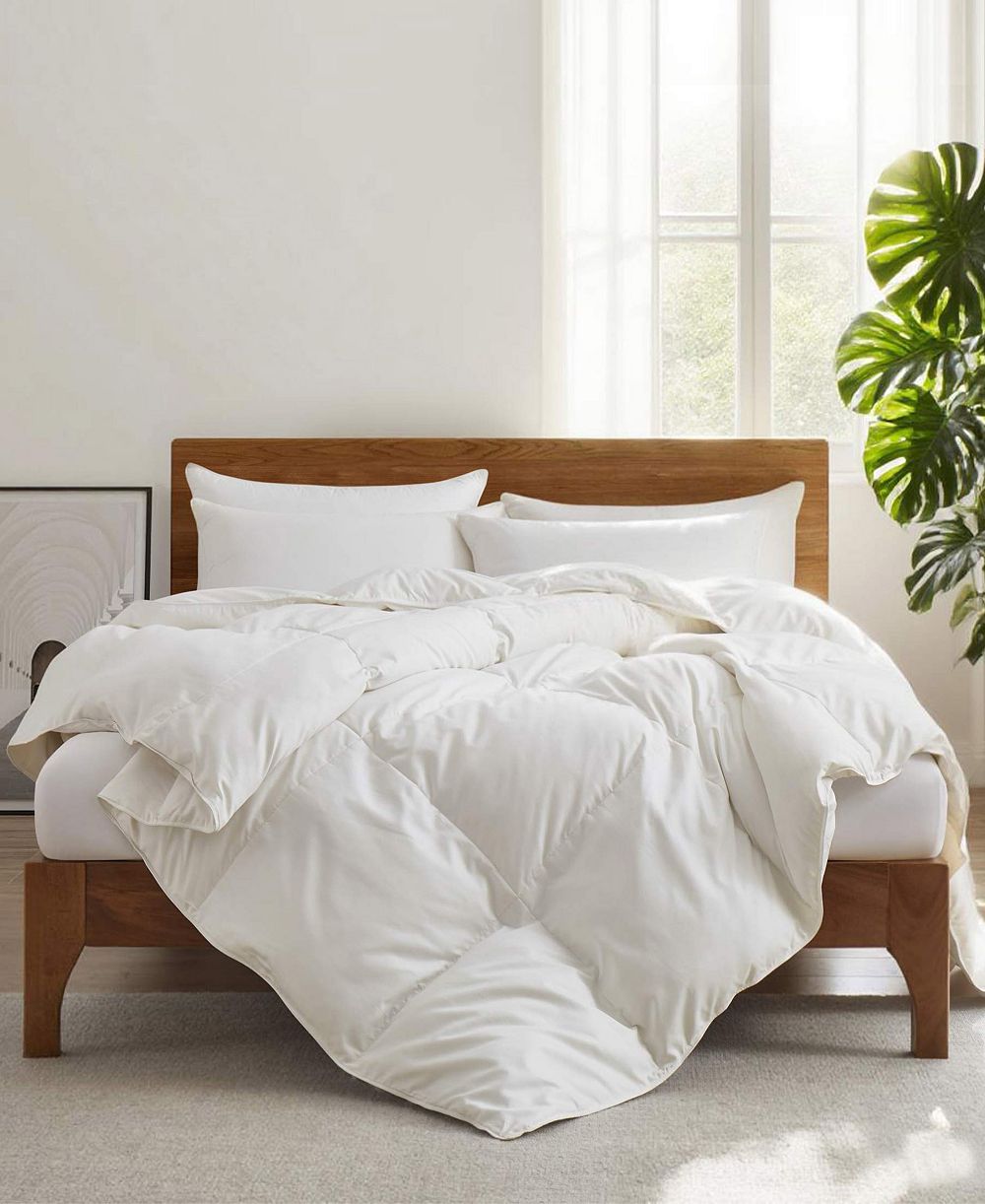 UNIKOME Ultra Lightweight Goose Down Feather Fiber Comforter, Full/Queen