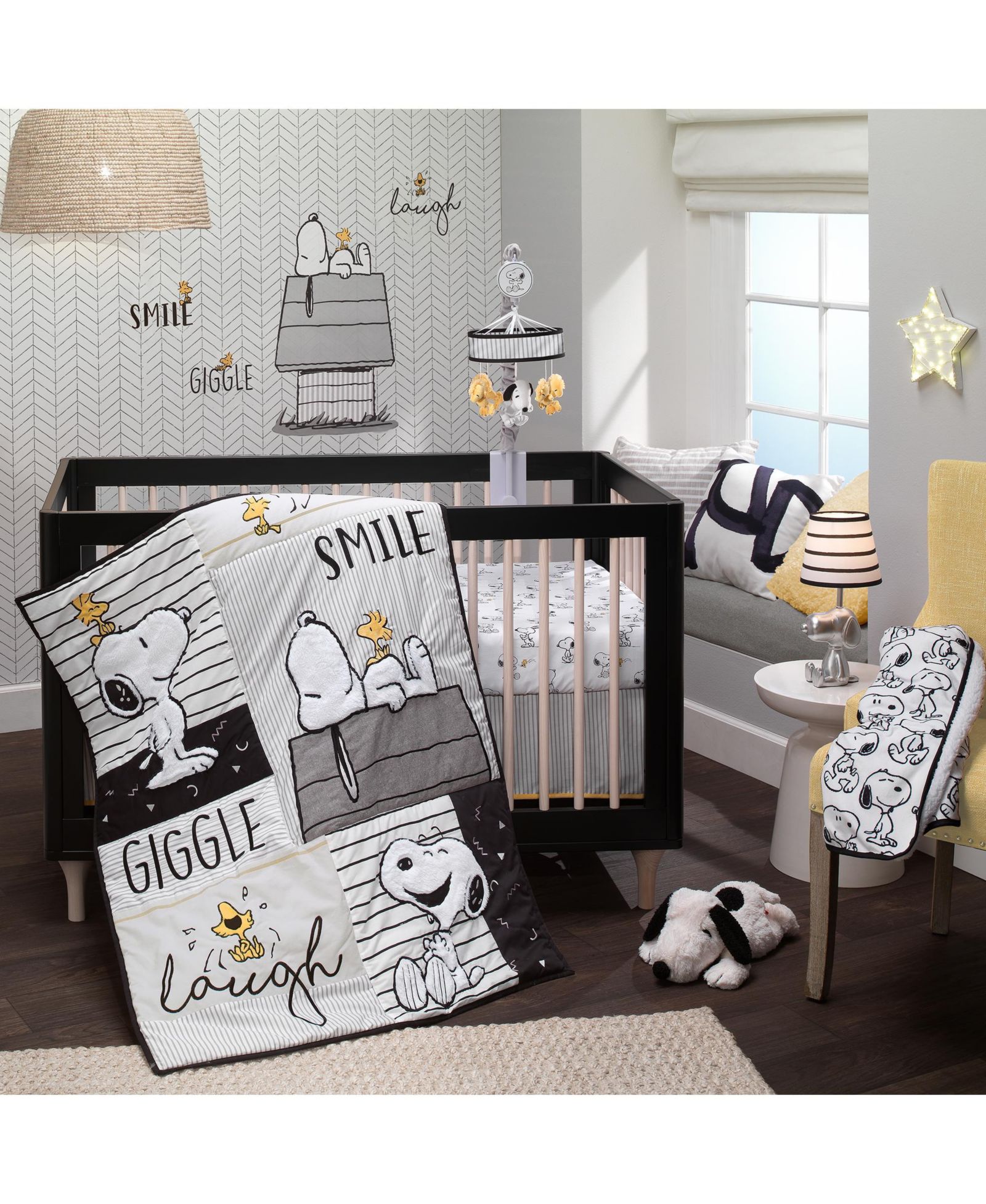 Комплект постельного белья для детской кроватки Lambs & Ivy Classic Snoopy, 3-Piece
