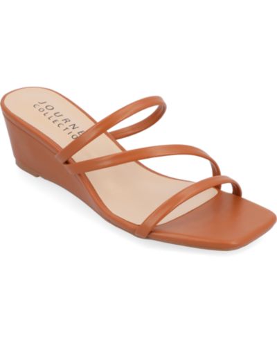 Женские сандалии-мюли Journee Collection Takarah Strappy Asymmetrical Wedge