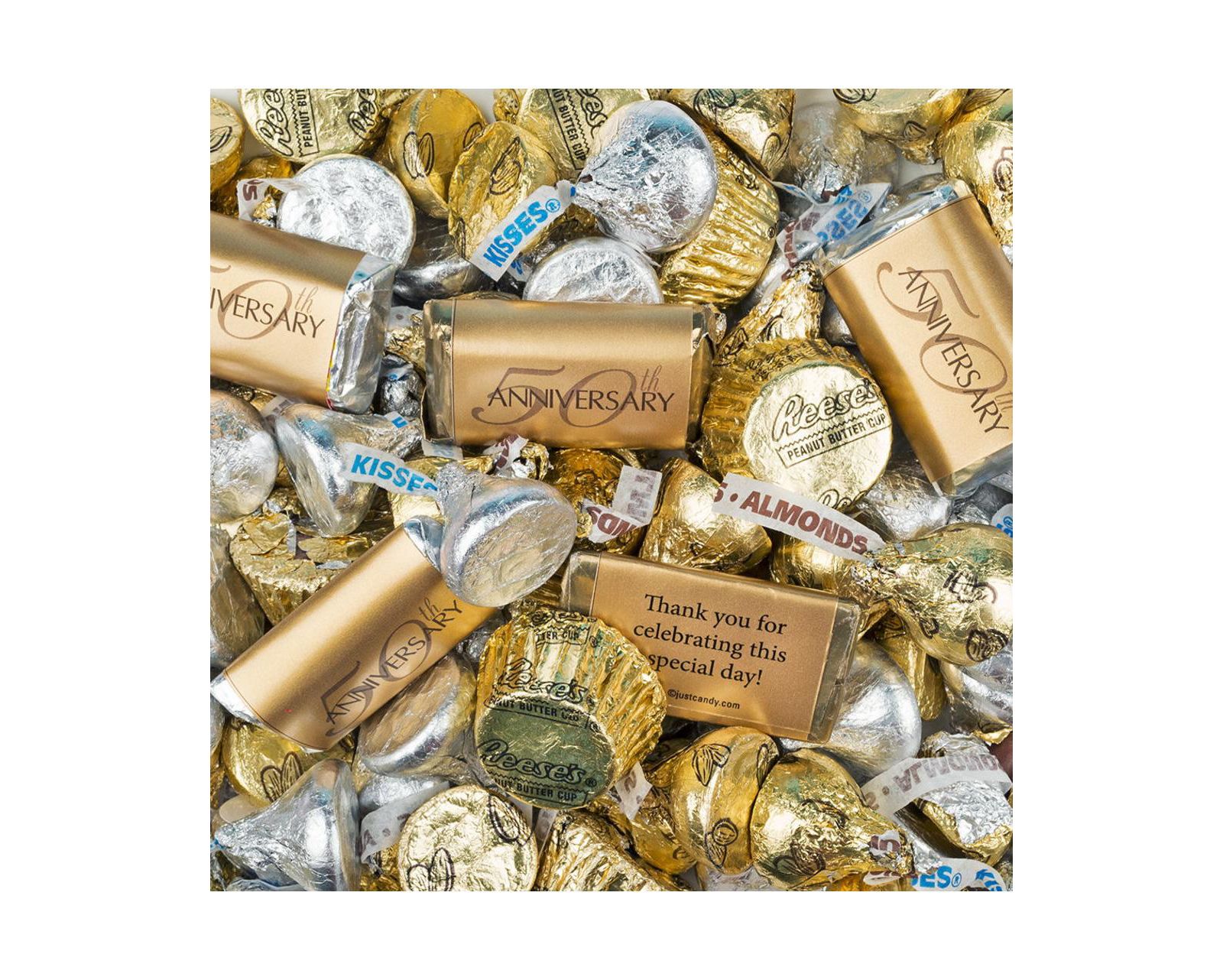 Набор конфет Hershey's Just Candy 50th Anniversary Candy Party Favor, 110 шт.
