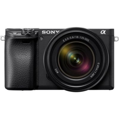 Зеркальная беззеркальная камера Sony Alpha a6400 с объективом 18-135mm f/3.5-5.6 OSS