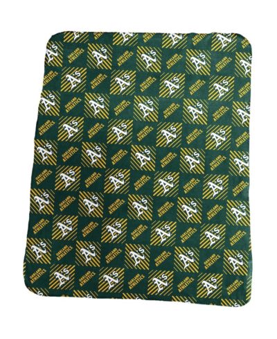 Oakland Athletics 60'' x 50'' Repeating Pattern Fleece Throw Blanket
