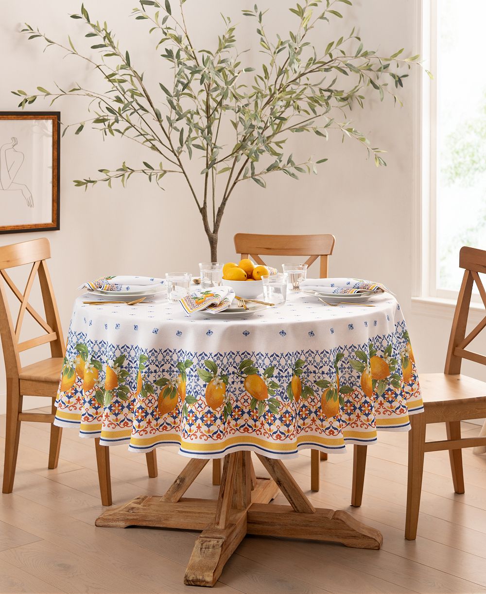 Круглая скатерть Capri Lemon Double Border 70" Round