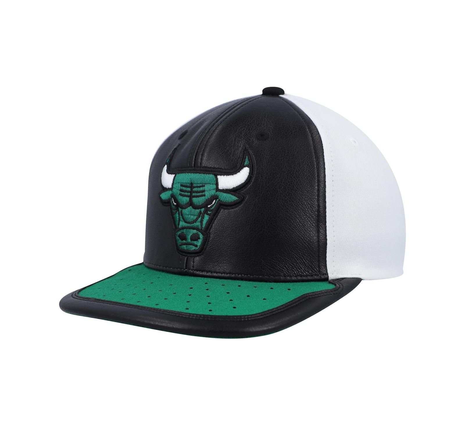 Мужская кепка Mitchell & Ness Chicago Bulls Day One Snapback, белая и зеленая