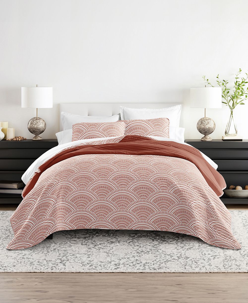 ienjoy Home Scallop Reversible 2-Pc. Lightweight Quilt Set, Twin/Twin XL